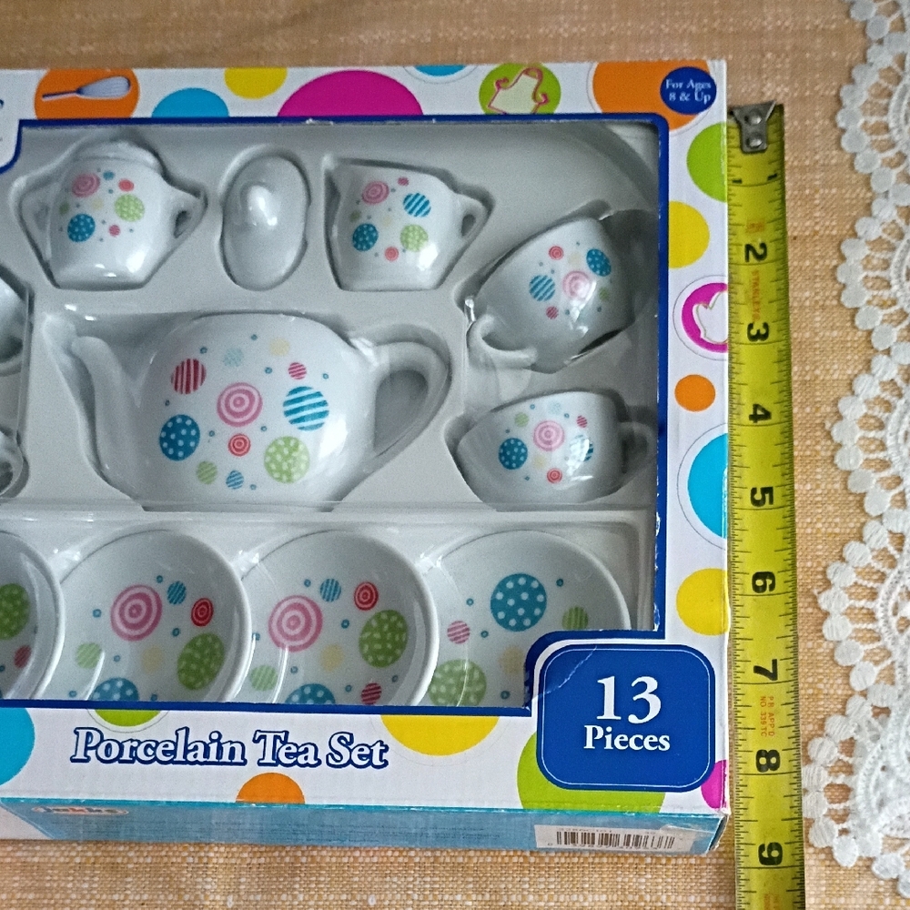 Colorful Porcelain Tea Set - Picture 3 of 5